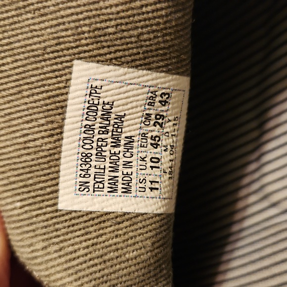 Sketchers canvas slip ons - Picture 5 of 6